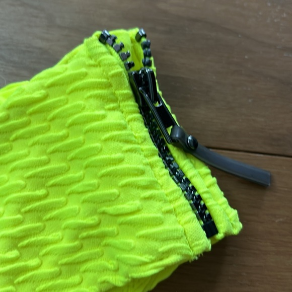 H&M Neon Yellow Bandeau Swimsuit S 10 Bottom NWT and S 12 Top! - Picture 2 of 5
